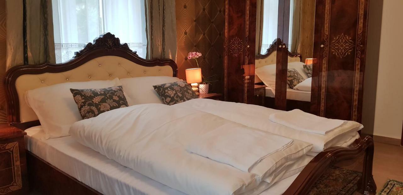 My-Lord Luxapartman Έγκερ Εξωτερικό φωτογραφία